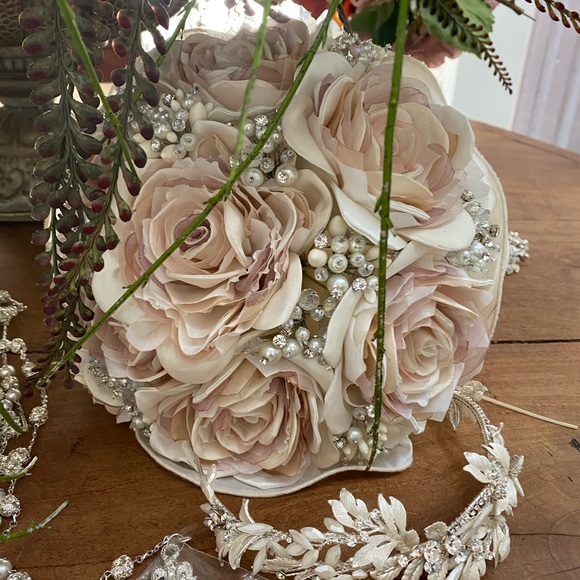 Meet your Posher, Rebeca - Picture 1 of 1